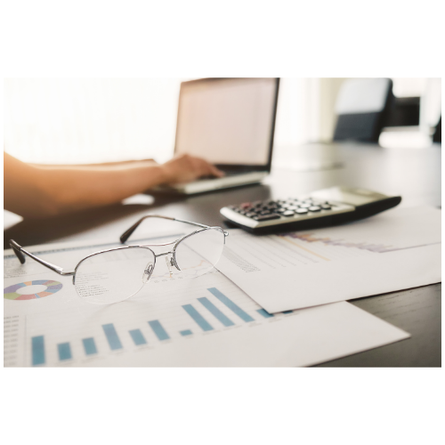 Atendente pronta para ajudar